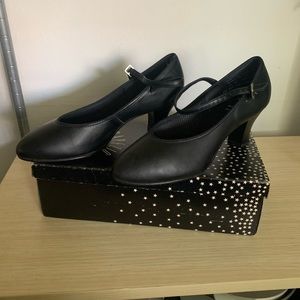 Capezio Character Shoes